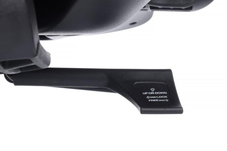 Офисное кресло Астра W-365A Черный